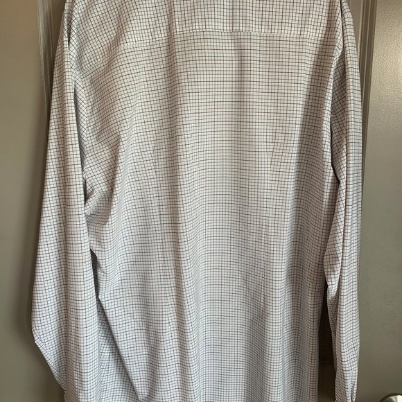 Mizzen+Main Men's Button Down Dress Shirt - Picture 3 of 4